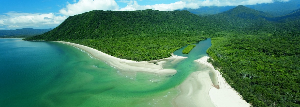 Quantitative economic assessment of coastal hazards